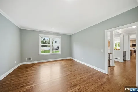 2 E David Drive Hanover Township NJ 07981