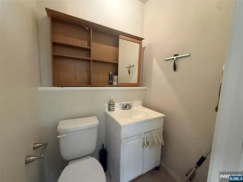733 1/2 Anderson Avenue Cliffside Park NJ 07010