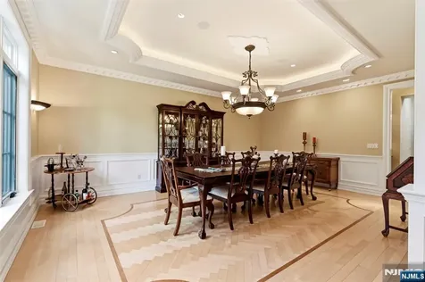 70 Oak Drive Upper Saddle River NJ 07458