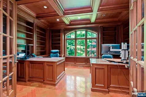 70 Oak Drive Upper Saddle River NJ 07458