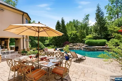 70 Oak Drive Upper Saddle River NJ 07458