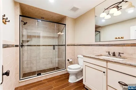 70 Oak Drive Upper Saddle River NJ 07458