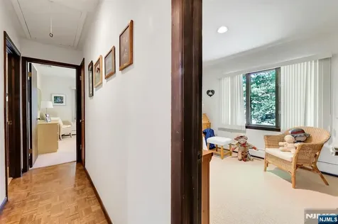17 Wescott Street Old Tappan NJ 07675