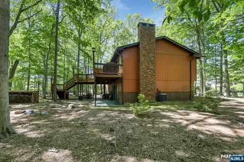 17 Wescott Street Old Tappan NJ 07675