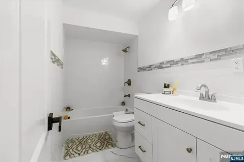 496 Seven Oaks Court Orange NJ 07050