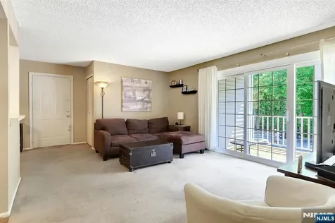 601 Lilac Lane Mahwah NJ 07430