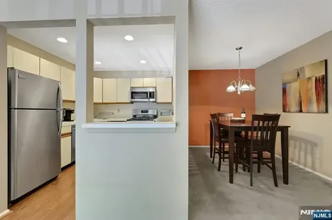 601 Lilac Lane Mahwah NJ 07430
