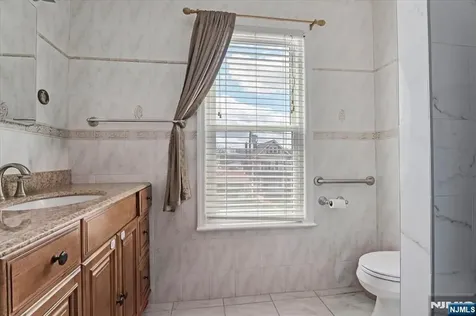 21 Grant Avenue Roselle Park NJ 07204