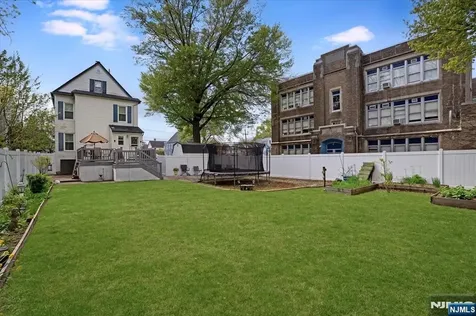 21 Grant Avenue Roselle Park NJ 07204