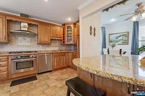 21 Grant Avenue Roselle Park NJ 07204