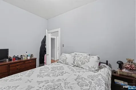 120 Hutton Street Jersey City NJ 07307