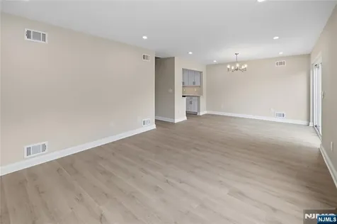 14 Holiday Court River Vale NJ 07675
