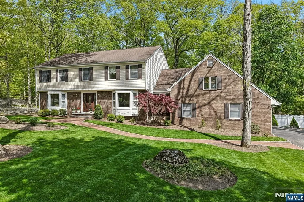 716 Windswept Lane Franklin Lakes NJ 07417
