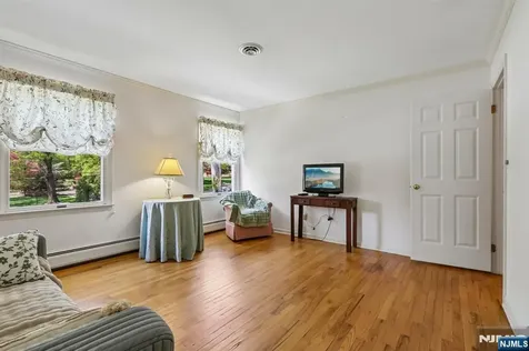 716 Windswept Lane Franklin Lakes NJ 07417