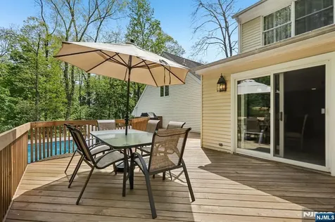 716 Windswept Lane Franklin Lakes NJ 07417