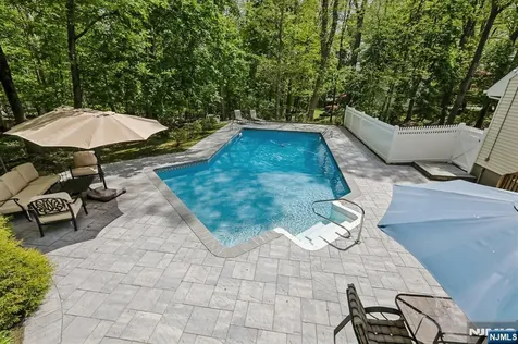 716 Windswept Lane Franklin Lakes NJ 07417