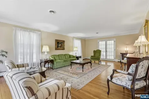 716 Windswept Lane Franklin Lakes NJ 07417
