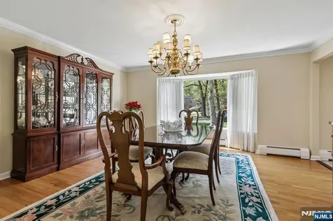 716 Windswept Lane Franklin Lakes NJ 07417