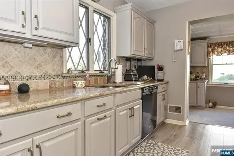 159 Overlook Avenue North Haledon NJ 07508