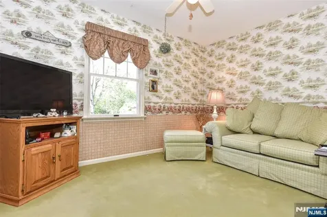 159 Overlook Avenue North Haledon NJ 07508