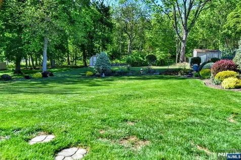 159 Overlook Avenue North Haledon NJ 07508