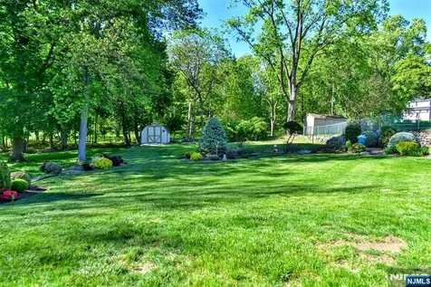 159 Overlook Avenue North Haledon NJ 07508