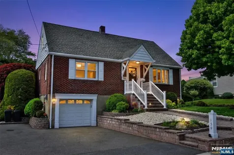 159 Overlook Avenue North Haledon NJ 07508