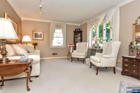 159 Overlook Avenue North Haledon NJ 07508