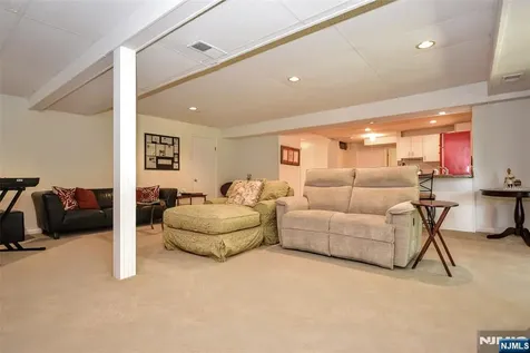 143 Fisher Road Mahwah NJ 07430