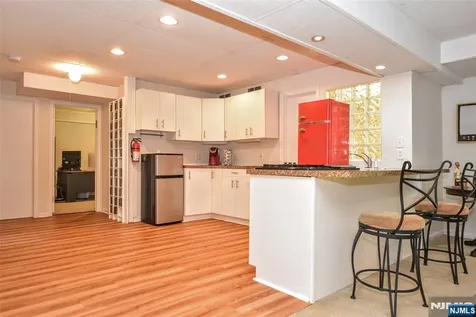 143 Fisher Road Mahwah NJ 07430