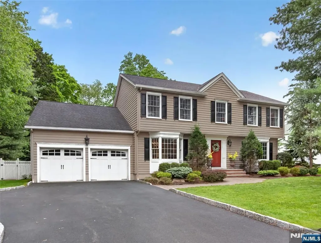 607 Poplar Road River Vale NJ 07675