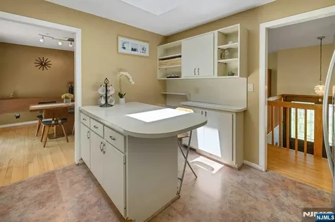 34 Bear Brook Lane Livingston NJ 07039