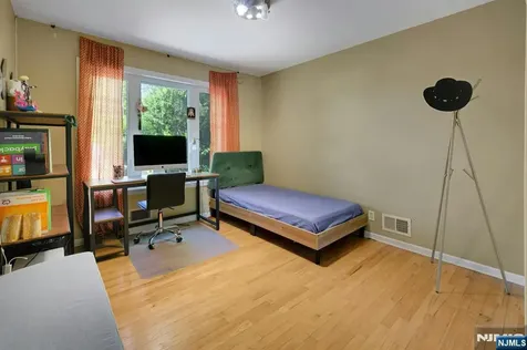 34 Bear Brook Lane Livingston NJ 07039