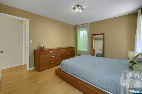 34 Bear Brook Lane Livingston NJ 07039