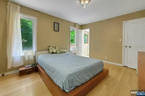 34 Bear Brook Lane Livingston NJ 07039