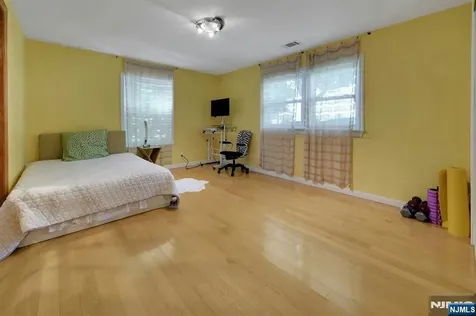 34 Bear Brook Lane Livingston NJ 07039