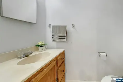 34 Bear Brook Lane Livingston NJ 07039
