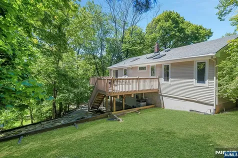 34 Bear Brook Lane Livingston NJ 07039