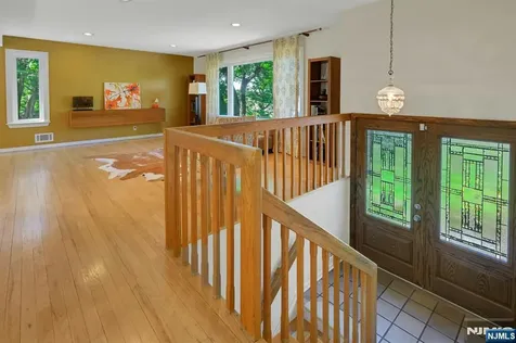 34 Bear Brook Lane Livingston NJ 07039