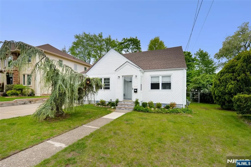 39-22 Vanore Drive Fair Lawn NJ 07410