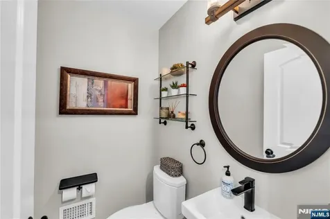 11 Amelia Drive Old Tappan NJ 07675