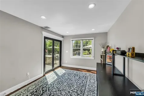 11 Amelia Drive Old Tappan NJ 07675