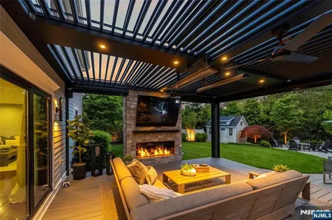 11 Amelia Drive Old Tappan NJ 07675