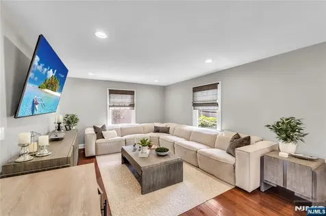 11 Amelia Drive Old Tappan NJ 07675