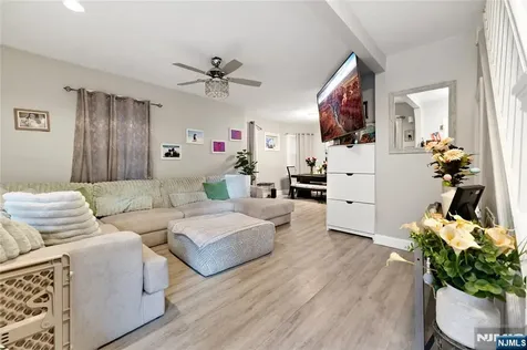 132 Jerome Place Bloomfield NJ 07003