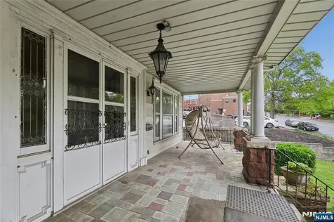 139 Aycrigg Avenue Passaic NJ 07055