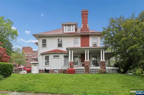 139 Aycrigg Avenue Passaic NJ 07055