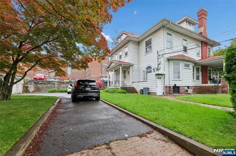 139 Aycrigg Avenue Passaic NJ 07055