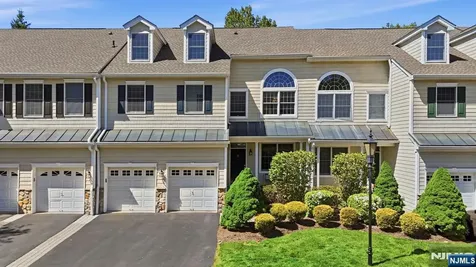 5 Pheasant Run Old Tappan NJ 07675