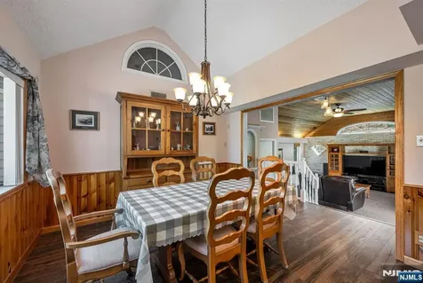 40 Walray Avenue North Haledon NJ 07508